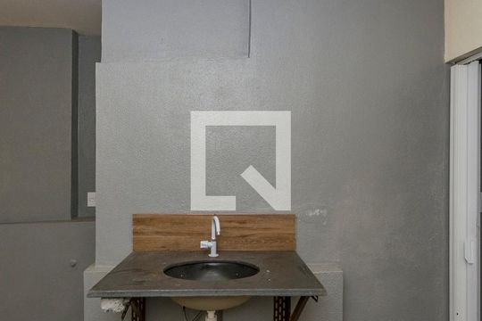 Kitnet de kitnet/studio para alugar com 1 quarto, 24m² em Bonfim, Belo Horizonte