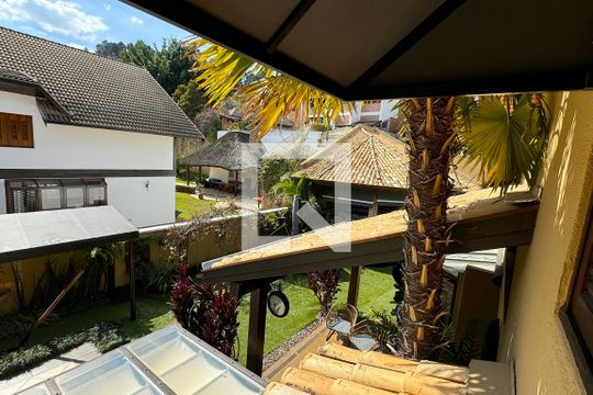 vista da Suíte 3 de casa de condomínio à venda com 5 quartos, 600m² em Residencial Dez (alphaville), Santana de Parnaíba