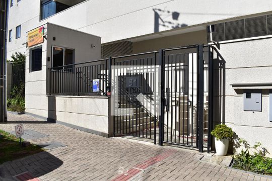 Fachada de apartamento para alugar com 1 quarto, 33m² em Capão Raso, Curitiba