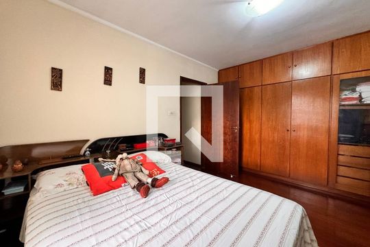 Quarto 1 de casa à venda com 3 quartos, 150m² em Vila Pires, Santo André