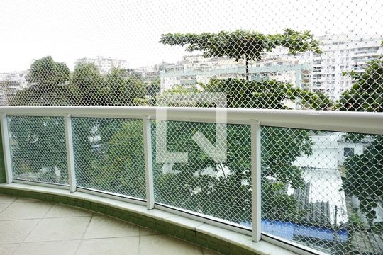 Varanda - Sala de apartamento para alugar com 3 quartos, 96m² em Anil, Rio de Janeiro