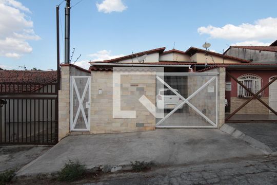Fachada de casa à venda com 3 quartos, 240m² em Jardim Atlântico, Belo Horizonte