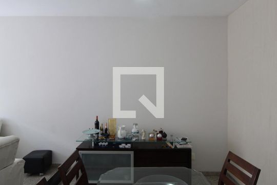 Sala de casa à venda com 3 quartos, 240m² em Jardim Atlântico, Belo Horizonte