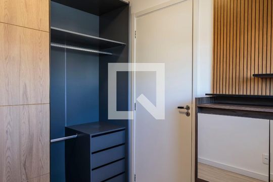 Quarto de apartamento à venda com 2 quartos, 37m² em Moema, São Paulo