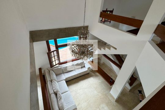 vista da Sala de TV de casa de condomínio para alugar com 4 quartos, 450m² em Alphaville, Santana de Parnaíba