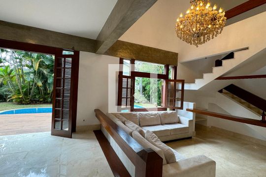 Casa de Condomínio para alugar com 4 quartos, 450m² em Alphaville, Santana de Parnaíba