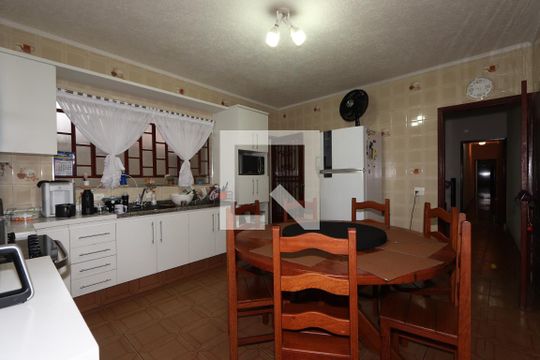 Cozinha de casa à venda com 5 quartos, 427m² em Jardim Ana Rosa, São Paulo