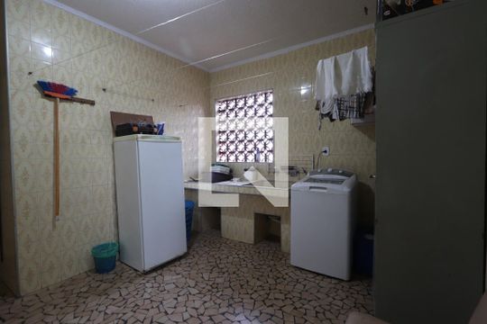 Lavanderia Casa 2 de casa à venda com 5 quartos, 427m² em Jardim Ana Rosa, São Paulo