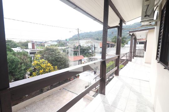 Área comum de casa à venda com 3 quartos, 204m² em Vila Nova, Novo Hamburgo