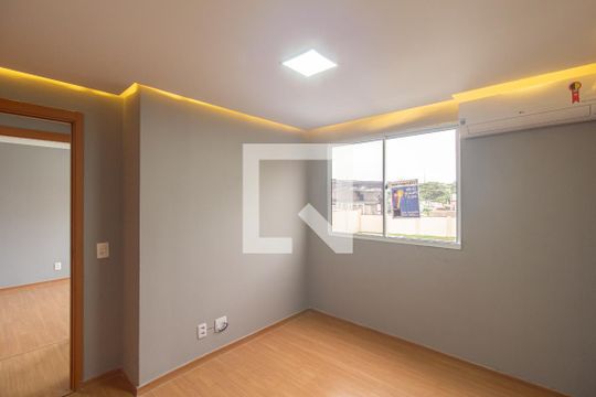 Quarto 1 de apartamento para alugar com 2 quartos, 43m² em Campo Grande, Rio de Janeiro