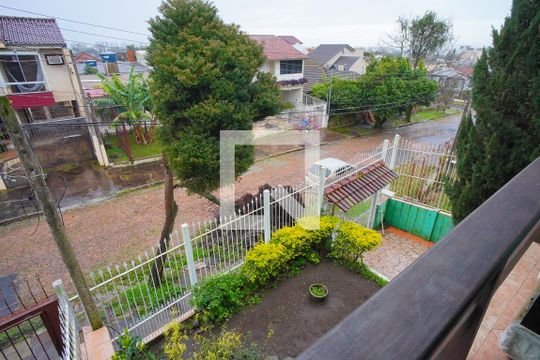 Varanda - Vista de casa para alugar com 5 quartos, 267m² em Jardim Sabará, Porto Alegre