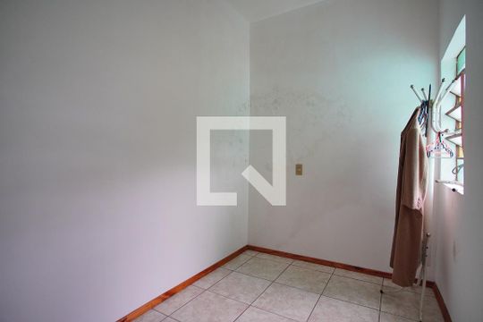 Escritório de casa para alugar com 5 quartos, 267m² em Jardim Sabará, Porto Alegre