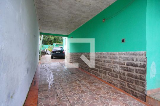 Garagem de casa para alugar com 5 quartos, 267m² em Jardim Sabará, Porto Alegre