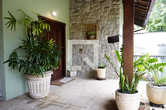 Hall de Entrada de casa de condomínio à venda com 4 quartos, 460m² em Anil, Rio de Janeiro