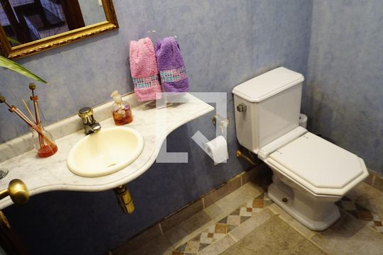 Lavabo de casa de condomínio à venda com 4 quartos, 460m² em Anil, Rio de Janeiro