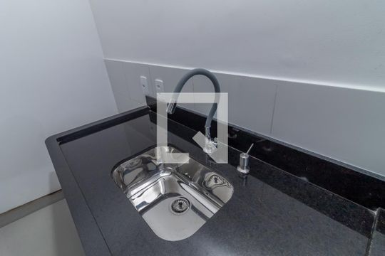 Cozinha de apartamento à venda com 2 quartos, 42m² em Barra Funda, São Paulo
