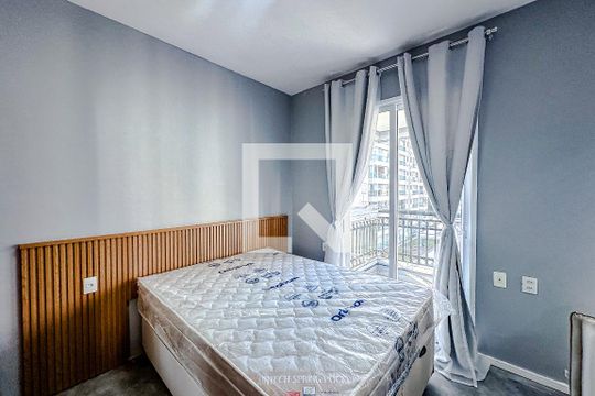 Quarto de apartamento à venda com 1 quarto, 40m² em Vila Regente Feijó, São Paulo