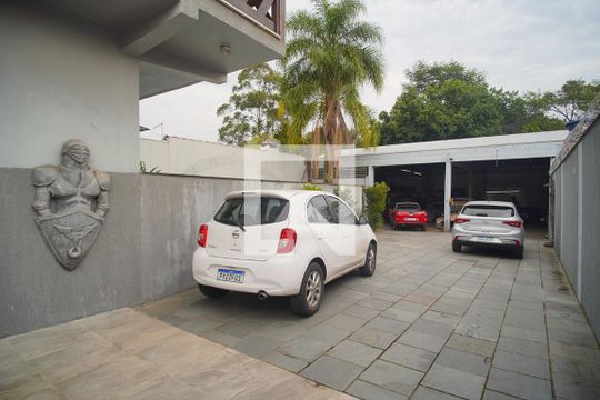 Área externa de casa à venda com 3 quartos, 630m² em Canudos, Novo Hamburgo