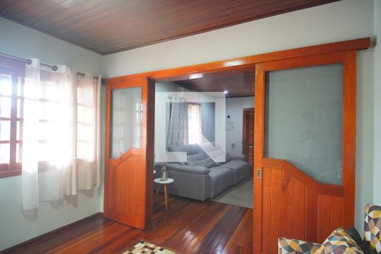 Sala 2 de casa à venda com 3 quartos, 630m² em Canudos, Novo Hamburgo