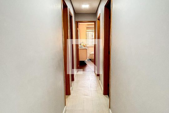 Corredor de apartamento à venda com 4 quartos, 139m² em Jardim, Santo André