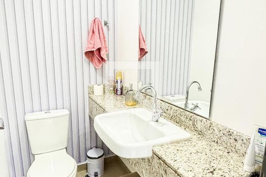 Lavabo de apartamento à venda com 4 quartos, 139m² em Jardim, Santo André
