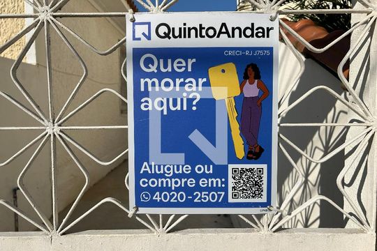 Placa  de casa para alugar com 3 quartos, 100m² em Marechal Hermes, Rio de Janeiro