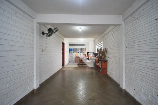 Garagem de casa à venda com 4 quartos, 230m² em Primavera, Novo Hamburgo