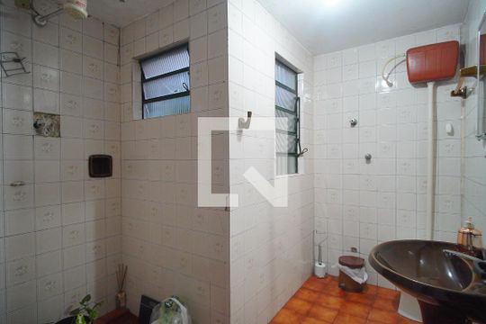 Banheiro de casa à venda com 4 quartos, 230m² em Primavera, Novo Hamburgo