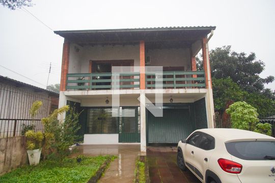 Área Externa de casa à venda com 4 quartos, 230m² em Primavera, Novo Hamburgo