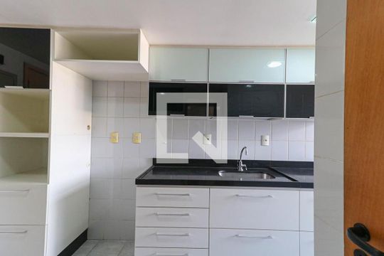 Cozinha de apartamento para alugar com 3 quartos, 90m² em Méier, Rio de Janeiro