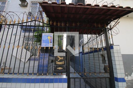 Placa de apartamento à venda com 2 quartos, 47m² em Bonsucesso, Rio de Janeiro