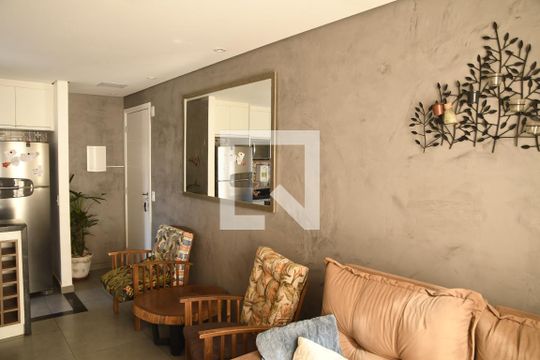 Sala de apartamento para alugar com 2 quartos, 61m² em Bairro Nakamura Park, Cotia