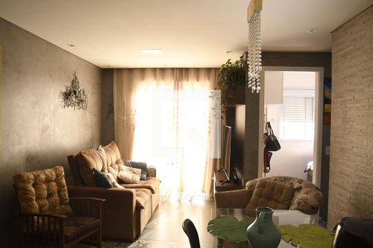 Sala de apartamento para alugar com 2 quartos, 61m² em Bairro Nakamura Park, Cotia