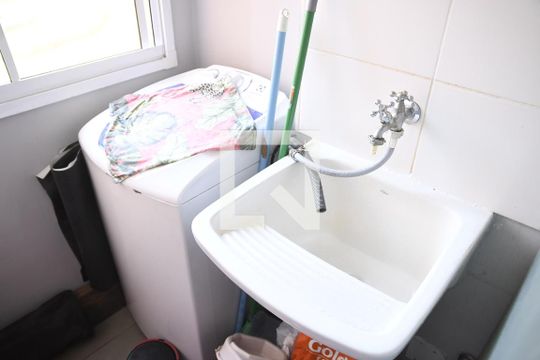 Área de Serviço de apartamento para alugar com 2 quartos, 61m² em Bairro Nakamura Park, Cotia