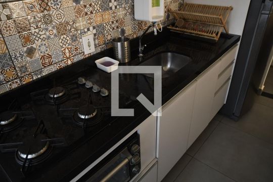 Cozinha de apartamento para alugar com 2 quartos, 61m² em Bairro Nakamura Park, Cotia