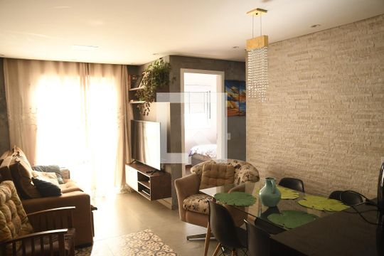 Sala de apartamento para alugar com 2 quartos, 61m² em Bairro Nakamura Park, Cotia