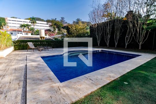 Área comum - Piscina de casa para alugar com 3 quartos, 656m² em Vila Tramontano, São Paulo