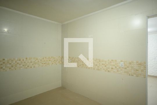 Cozinha de casa para alugar com 3 quartos, 100m² em Vila Brasilina, São Paulo