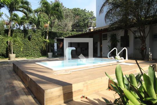 Quintal - Piscina de casa à venda com 4 quartos, 700m² em Jacarepaguá, Rio de Janeiro