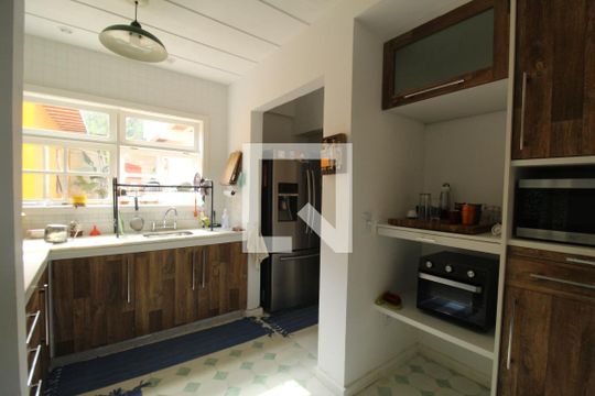 Cozinha de casa à venda com 4 quartos, 700m² em Jacarepaguá, Rio de Janeiro