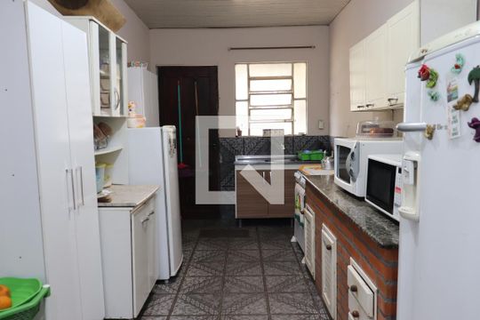 Cozinha de casa à venda com 2 quartos, 130m² em Jardim América, São Leopoldo