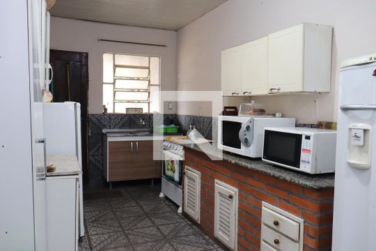 Cozinha de casa à venda com 2 quartos, 130m² em Jardim América, São Leopoldo