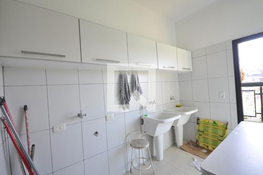 Área de Serviço de casa para alugar com 4 quartos, 600m² em Horto Florestal, São Paulo