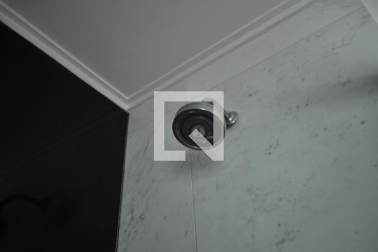 Banheiro 1 da Suíte Master de casa para alugar com 4 quartos, 600m² em Horto Florestal, São Paulo