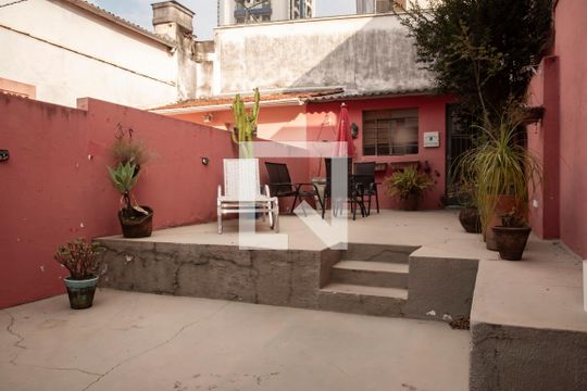 Quintal de casa à venda com 2 quartos, 99m² em Vila da Saúde, São Paulo