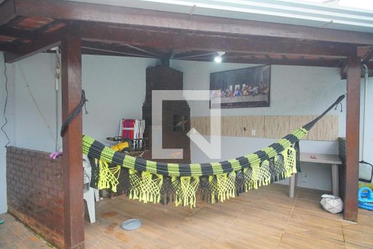 Churrasqueira de casa à venda com 2 quartos, 220m² em Roselândia, Novo Hamburgo