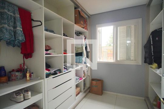 Closet de casa à venda com 2 quartos, 220m² em Roselândia, Novo Hamburgo