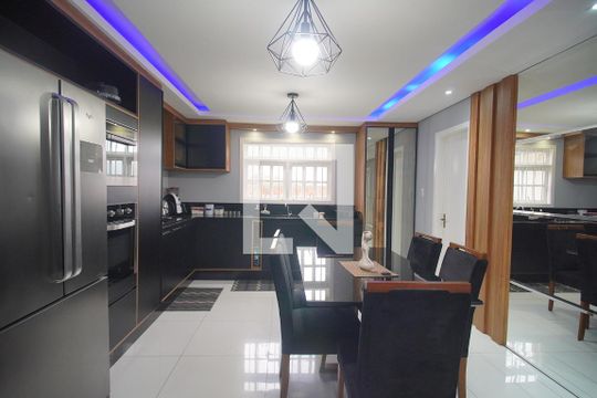 Cozinha de casa à venda com 2 quartos, 220m² em Roselândia, Novo Hamburgo