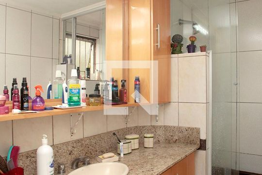 Banheiro Quarto 1 Suíte de apartamento à venda com 3 quartos, 91m² em Petrópolis, Porto Alegre