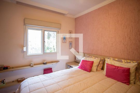 Quarto Suíte de casa à venda com 3 quartos, 200m² em Centro, Diadema